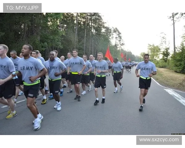 基尔主场迎战凯泽斯劳奋力争胜全力争夺积分榜优势